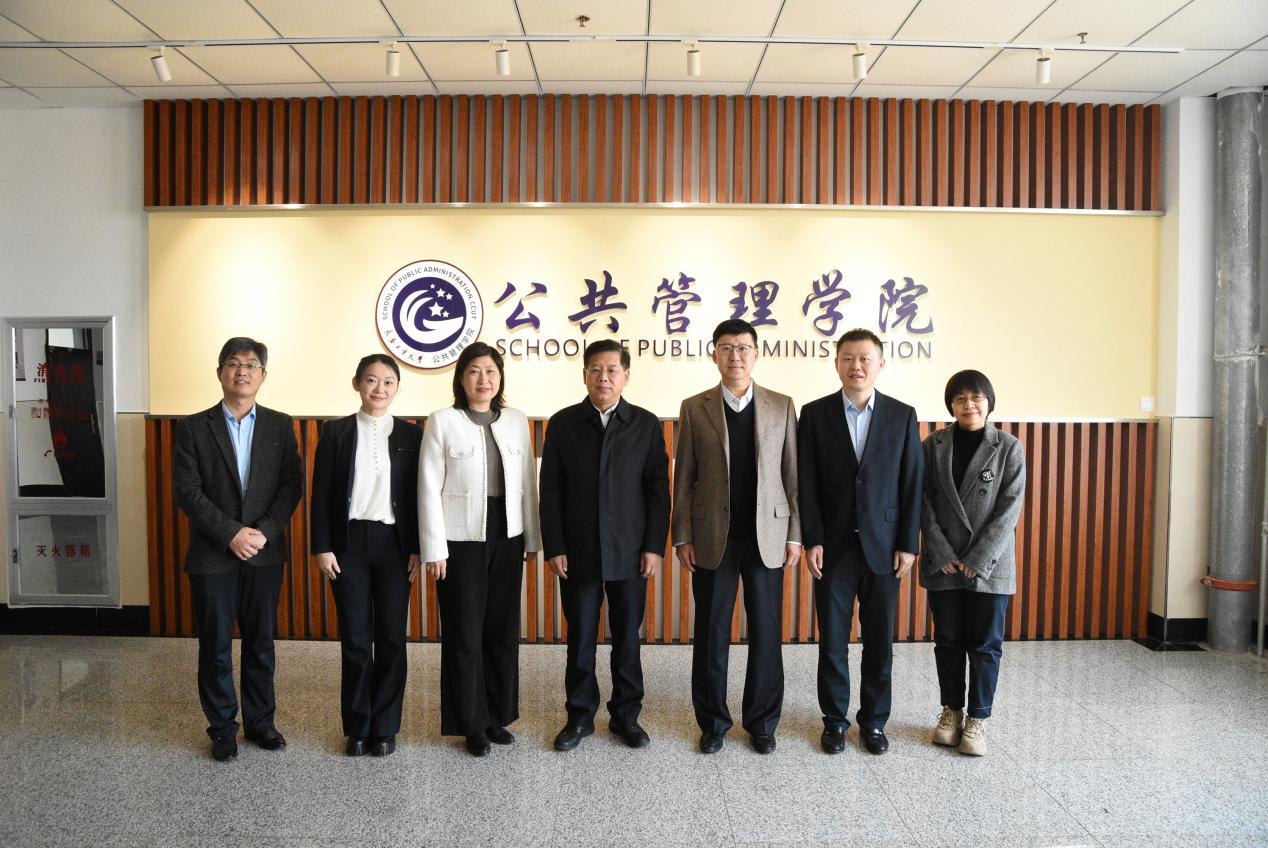 学校党委书记陈权到350vip8888新葡的京集团调研指导工作